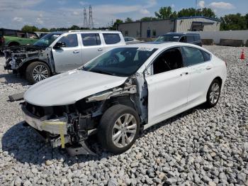  Salvage Chrysler 200