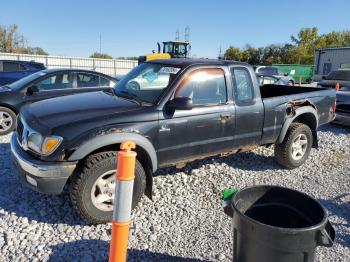  Salvage Toyota Tacoma