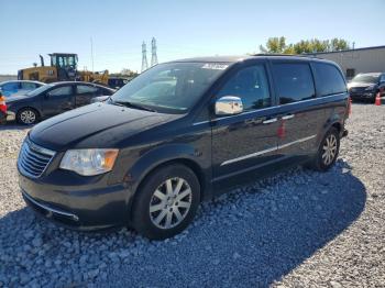  Salvage Chrysler Minivan