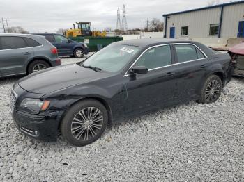  Salvage Chrysler 300