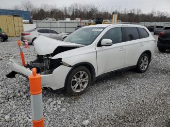  Salvage Mitsubishi Outlander