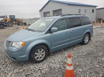  Salvage Chrysler Minivan