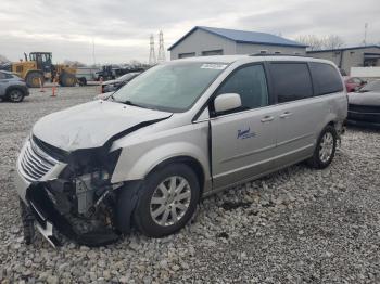  Salvage Chrysler Minivan