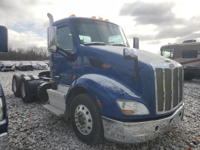  Salvage Peterbilt 579