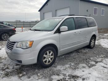  Salvage Chrysler Minivan