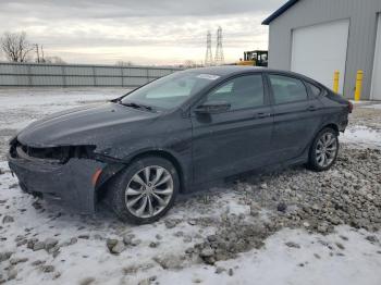  Salvage Chrysler 200