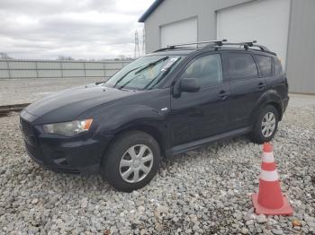  Salvage Mitsubishi Outlander