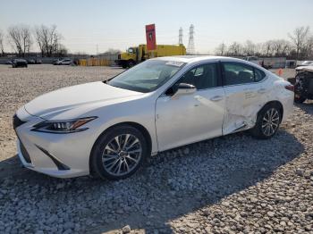  Salvage Lexus Es