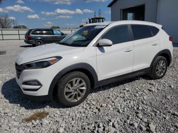  Salvage Hyundai TUCSON