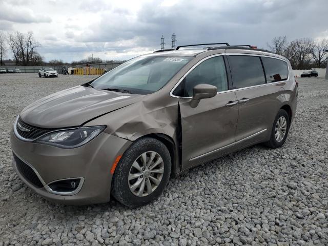  Salvage Chrysler Pacifica