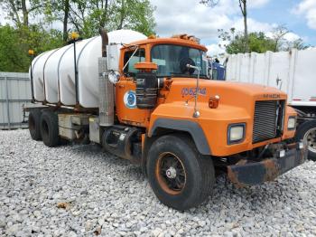  Salvage Mack Rd688s600