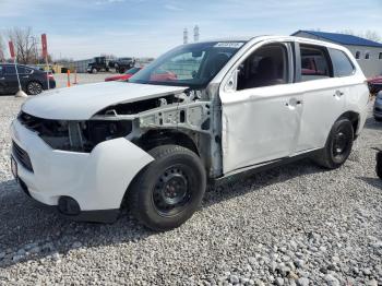  Salvage Mitsubishi Outlander