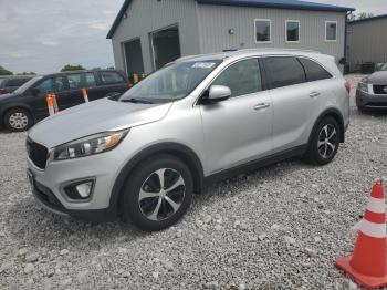  Salvage Kia Sorento