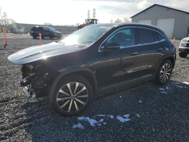  Salvage Mercedes-Benz GLA