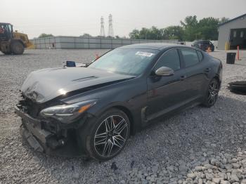  Salvage Kia Stinger