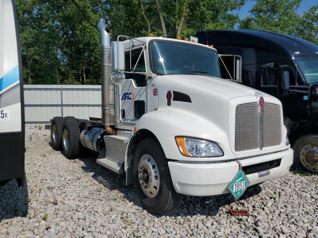  Salvage Kenworth Constructi