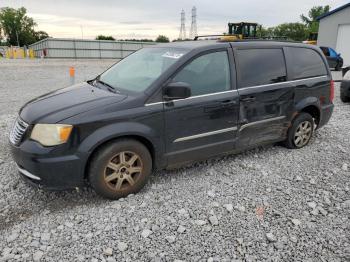  Salvage Chrysler Minivan