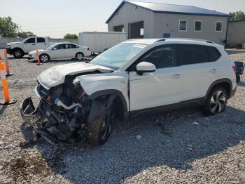  Salvage Volkswagen Taos