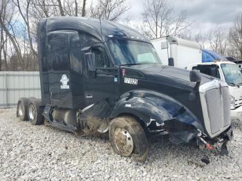  Salvage Kenworth Constructi