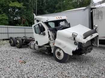  Salvage Freightliner Cascadia 1