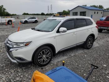  Salvage Mitsubishi Outlander