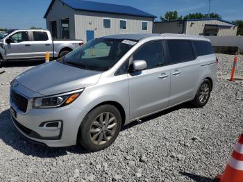  Salvage Kia Sedona