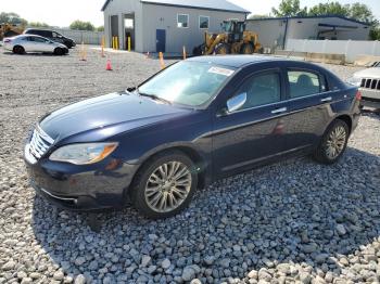  Salvage Chrysler 200