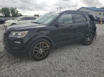  Salvage Ford Explorer