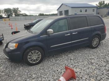  Salvage Chrysler Minivan