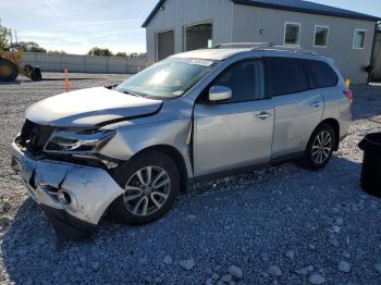  Salvage Nissan Pathfinder
