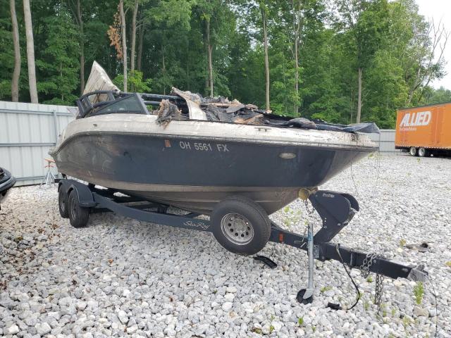  Salvage Sea Ray Boat