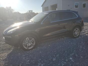  Salvage Porsche Cayenne