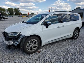  Salvage Chrysler Pacifica