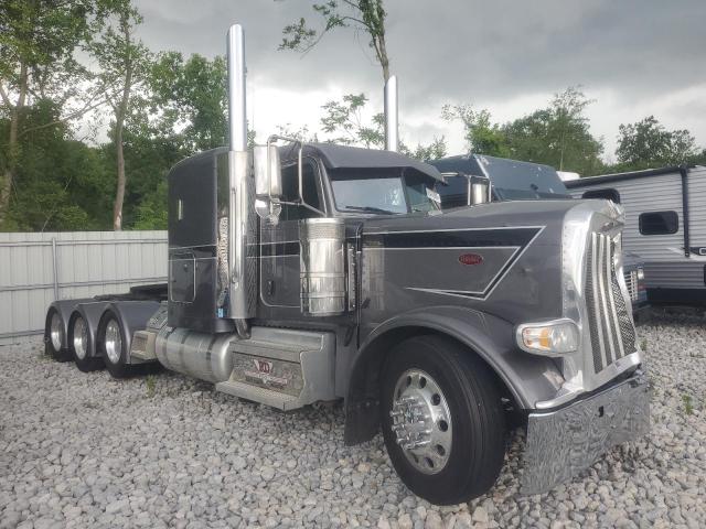  Salvage Peterbilt Tractor 389