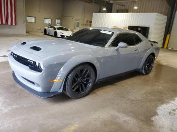  Salvage Dodge Challenger