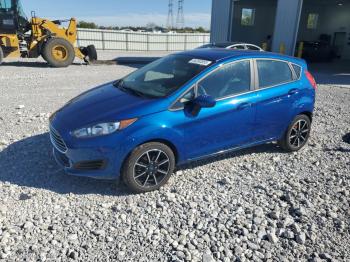  Salvage Ford Fiesta