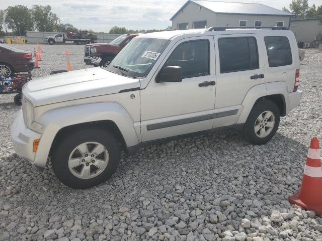  Salvage Jeep Liberty