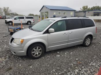  Salvage Chrysler Minivan