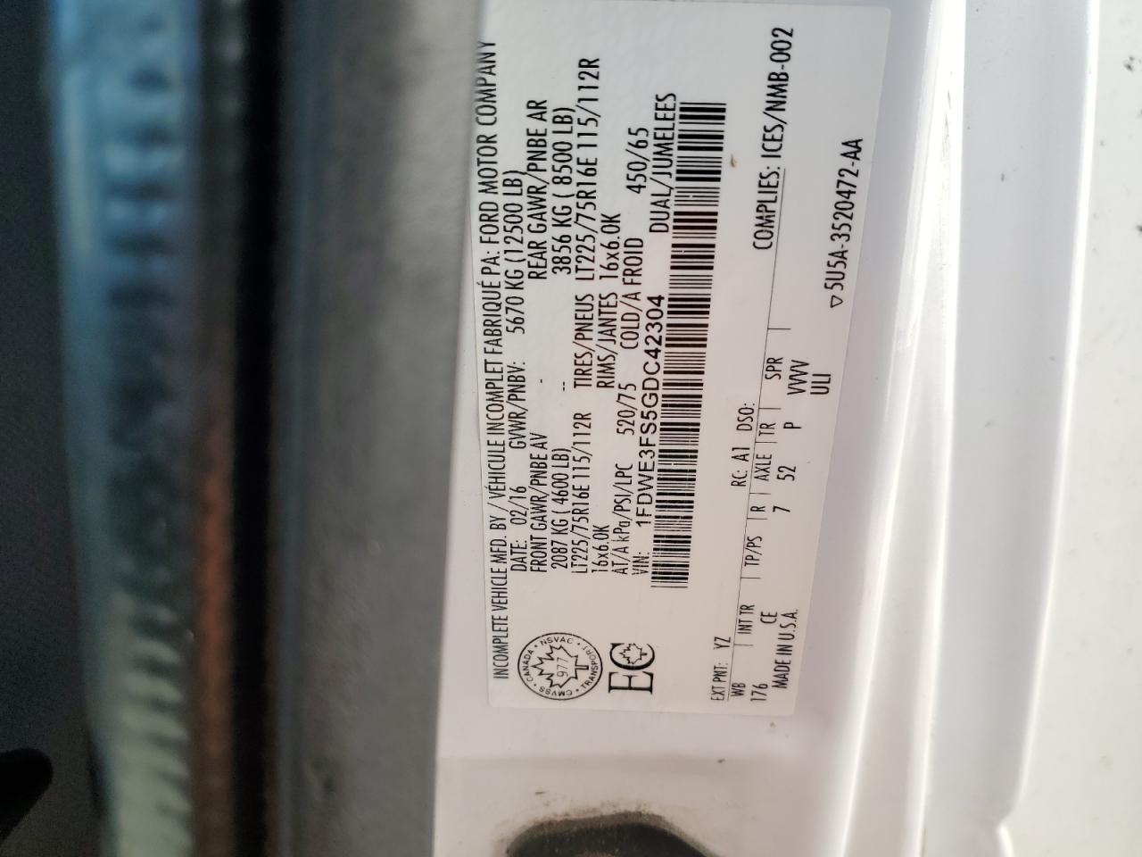 Ford Econoline E350 Super Duty E350 Super Duty Cutaway Van Image 11