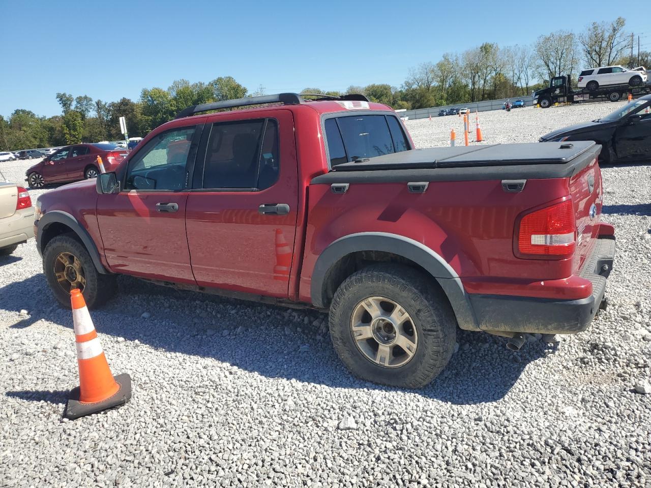 Ford Explorer Xlt Image 4