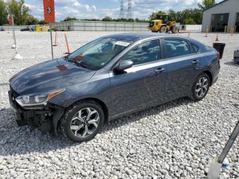 Salvage Kia Forte