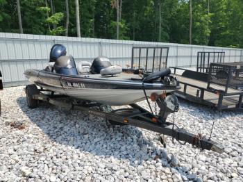  Salvage Stratos Boat