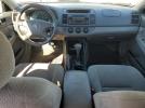 Toyota Camry Le Image 3