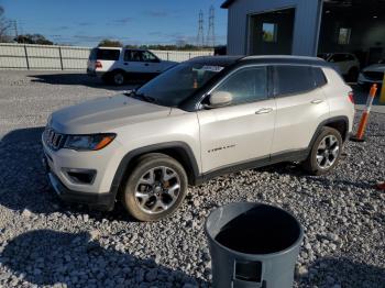  Salvage Jeep Compass