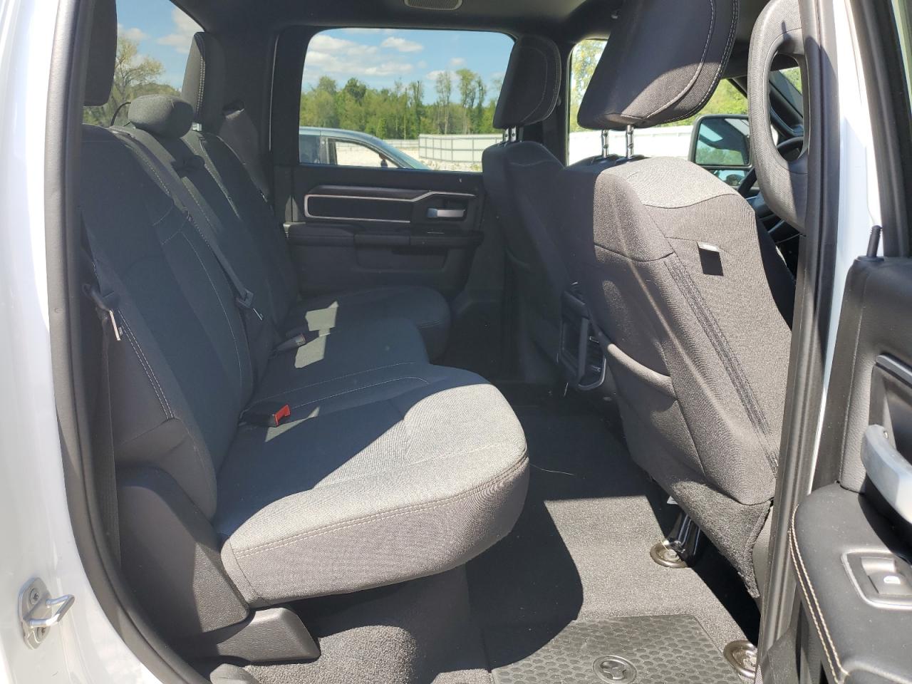 Ram 2500 Big Horn Image 2