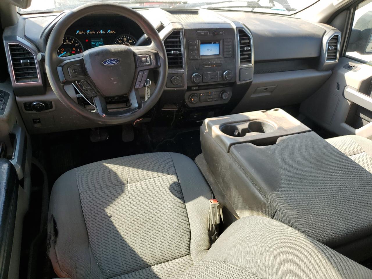 Ford F-150 Super Cab Image 8