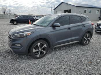  Salvage Hyundai TUCSON