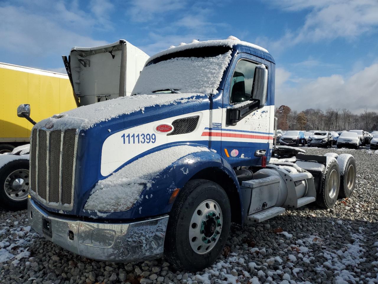 Peterbilt Tractor 579 Image 5