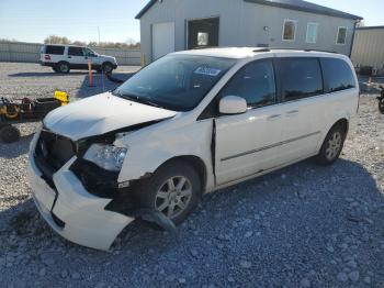  Salvage Chrysler Minivan