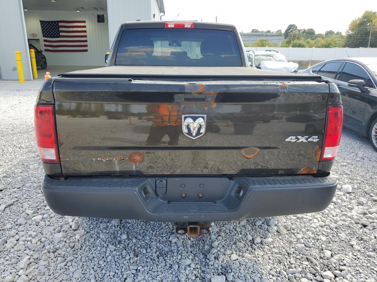 Ram 1500 St Image 12